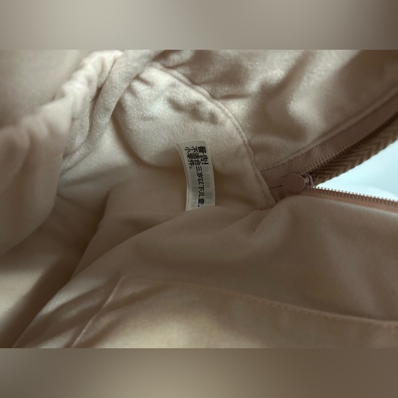 Tokyo Disneyland ShellieMay Plush Bear Backpack in Dusty Pink - Picture 11 of 11